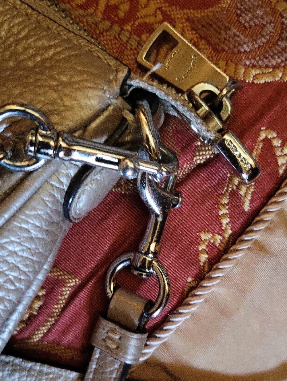Coach Metallic Gold Pebbled Leather Shoulder Bag with Chain Strap - Picture 5 of 7